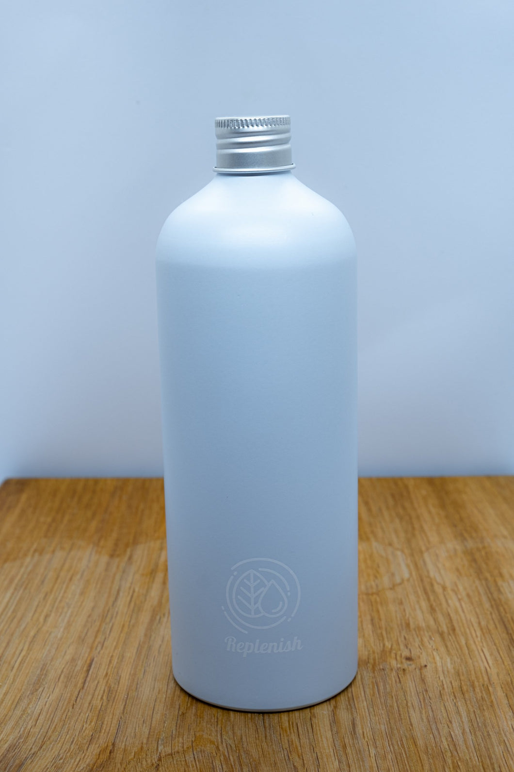 Replenish Bottle with Aluminium Screw Lid filled with 500ml of Miniml Cleaning & Laundry Product